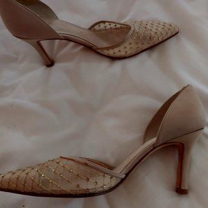 Designer NINA Dress Shoe size 6M with Beaded Toe never worn 3" heel